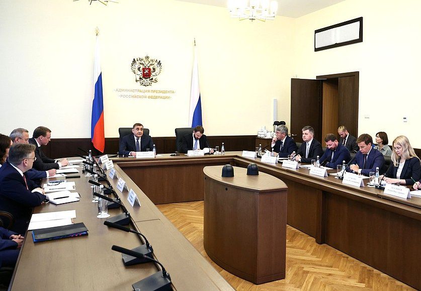 Новый состав Госсовета России провел первое совещание Новый состав Госсовета России провел первое совещание