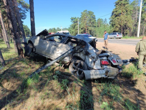В Бурятии премиальный автомобиль попал в жуткую аварию 