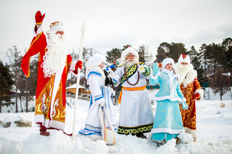 В Бурятию едут в гости два зарубежных Деда Мороза