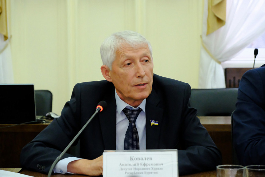 Анатолий Ковалев