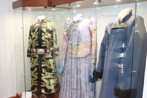 В Бурятии раскрыта кража бурятского национального костюма