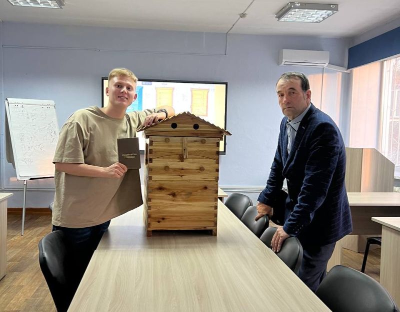 От театра до фермы От театра до фермы