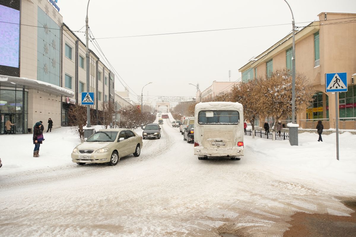 Директор Комбината по благоустройству: «Во многих городах снег вообще не  убирают»