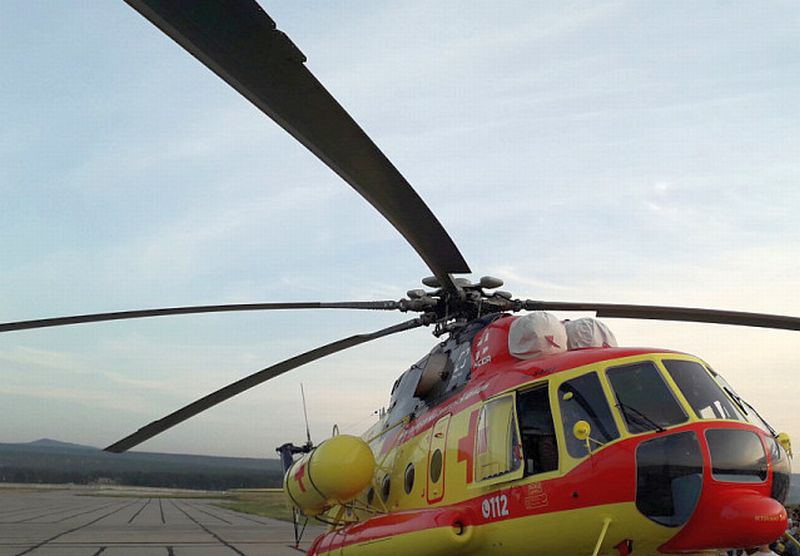 В Бурятии хирург прилетел к пациенту на вертолете