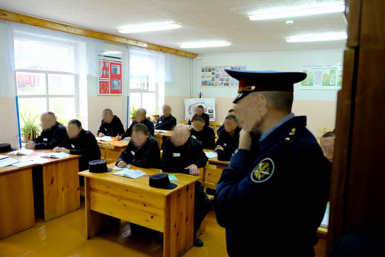В Бурятии коррупционеров из УФСИНа заставили вернуть взятки В Бурятии коррупционеров из УФСИНа заставили вернуть взятки