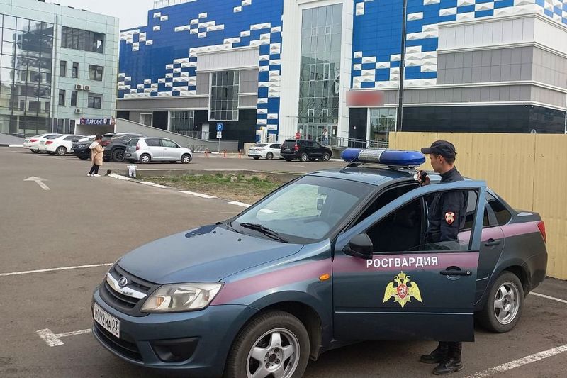 В Улан-Удэ задержали подозреваемую в краже денег из кассы магазина В Улан-Удэ задержали подозреваемую в краже денег из кассы магазина