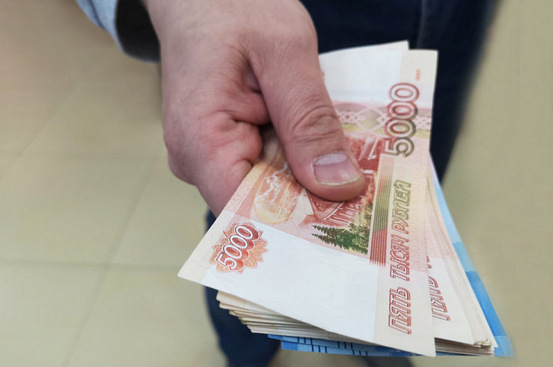 Мошенники забирали у жителя Бурятии 600 тыс рублей частями