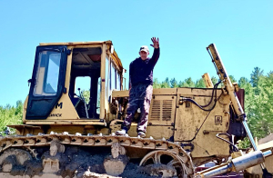 Тракторист в Бурятии рискуя жизнью спасал от пожара село Буй