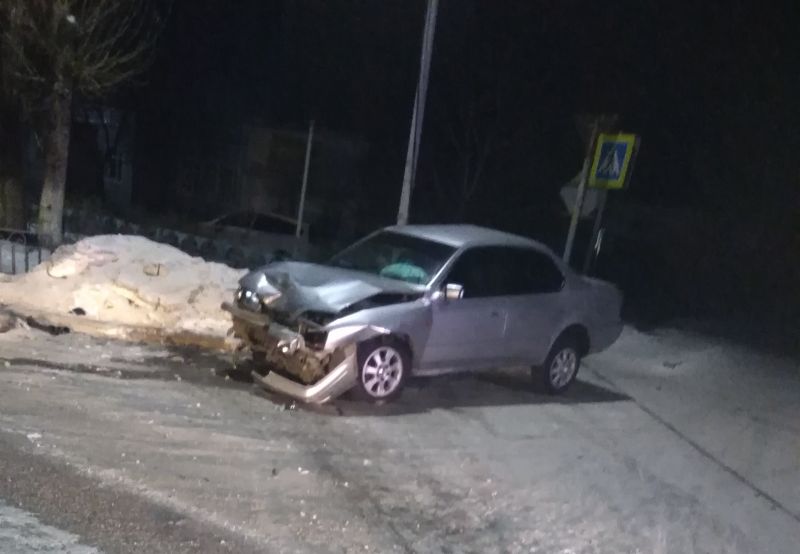 В Бурятии водитель получил тяжелые травмы в ДТП В Бурятии водитель получил тяжелые травмы в ДТП