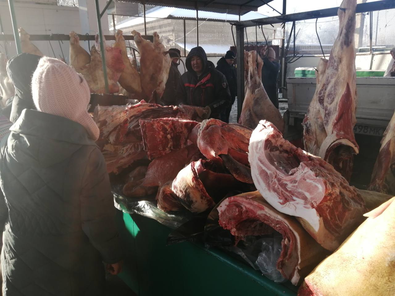 В Улан-Удэ проходит ежегодная мясная ярмарка 