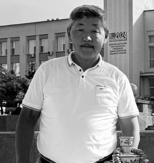 В Бурятии скончался талантливый мастер Баир Рабданов В Бурятии скончался талантливый мастер Баир Рабданов