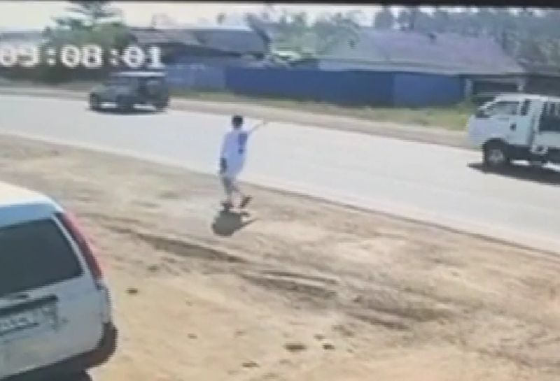 В Улан-Удэ на автобусной остановке жестоко убили школьника В Улан-Удэ на автобусной остановке жестоко убили школьника