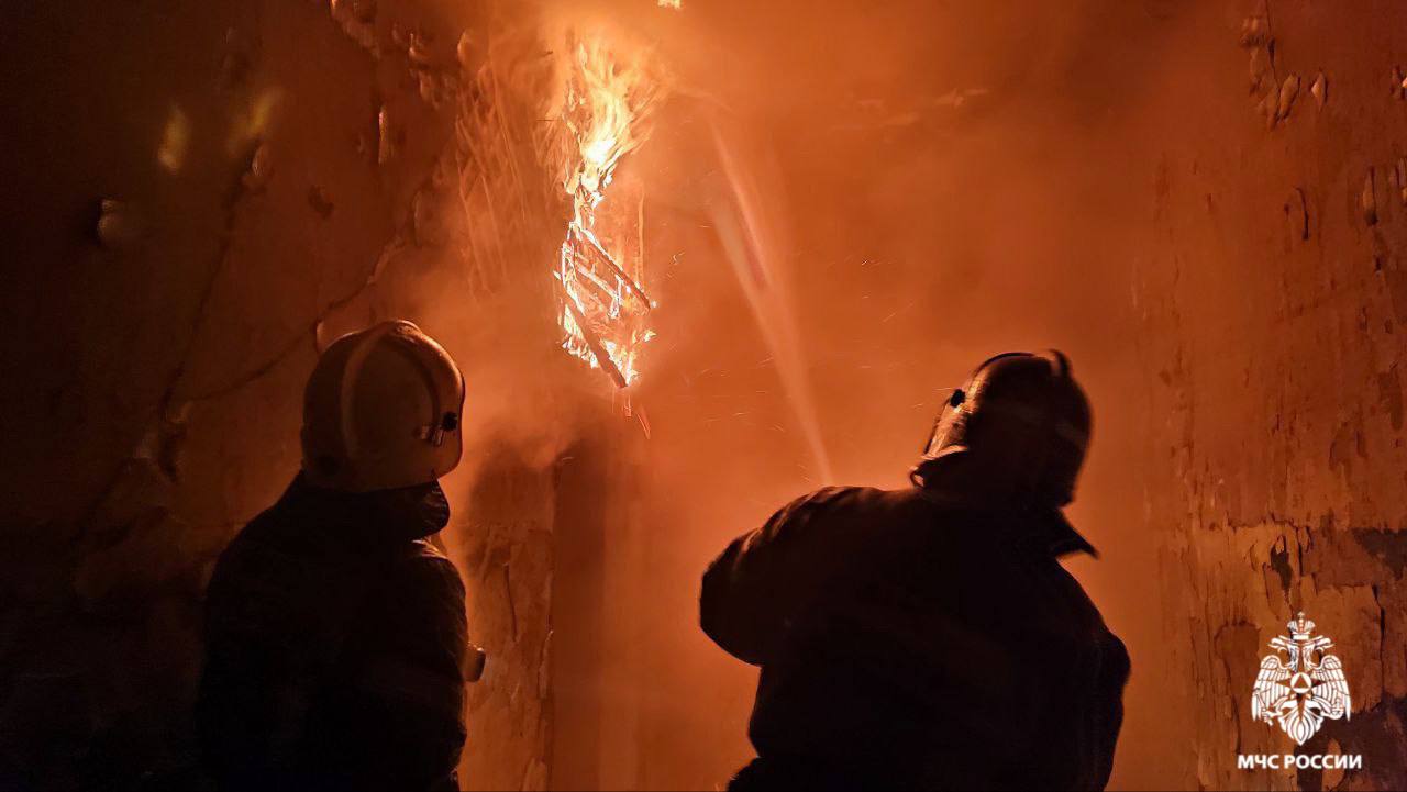 Многодетная семья с четырьмя детьми из Улан-Удэ просит о помощи Многодетная семья с четырьмя детьми из Улан-Удэ просит о помощи