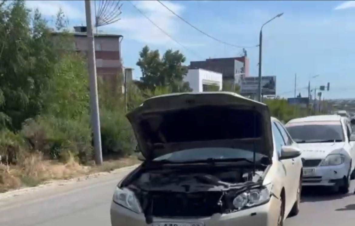 В Улан-Удэ произошло массовое ДТП В Улан-Удэ произошло массовое ДТП