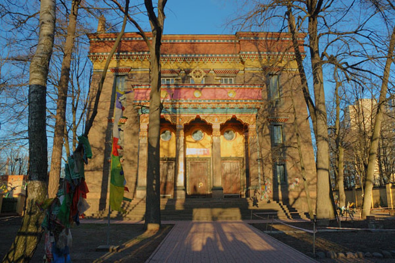 Петербург объявляет конкурс на реставрацию буддийского храма