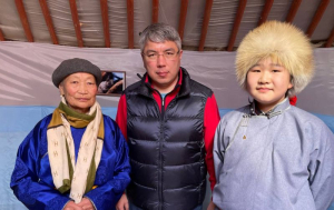 Глава Бурятии поблагодарил юного жителя Монголии за помощь в период пандемии 