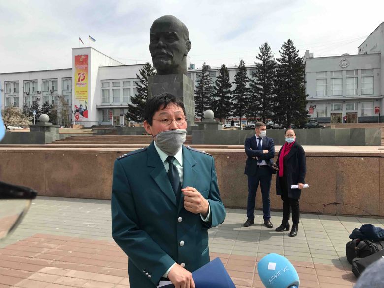 В Бурятии бизнесу выдадут по 12 тысяч рублей на каждого работника В Бурятии бизнесу выдадут по 12 тысяч рублей на каждого работника