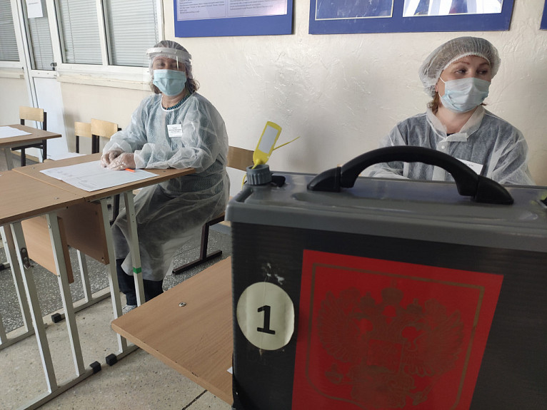 Улан-Удэ. Избирательный участок в условиях коронавируса 
