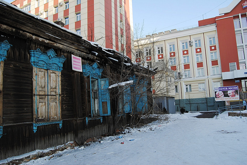 Улан-Удэ. Сгоревший дом в центре города