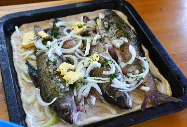 Рыбное блюдо готовится к приготовлению