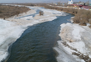 Весна в Улан-Удэ. Река Уда в центре города