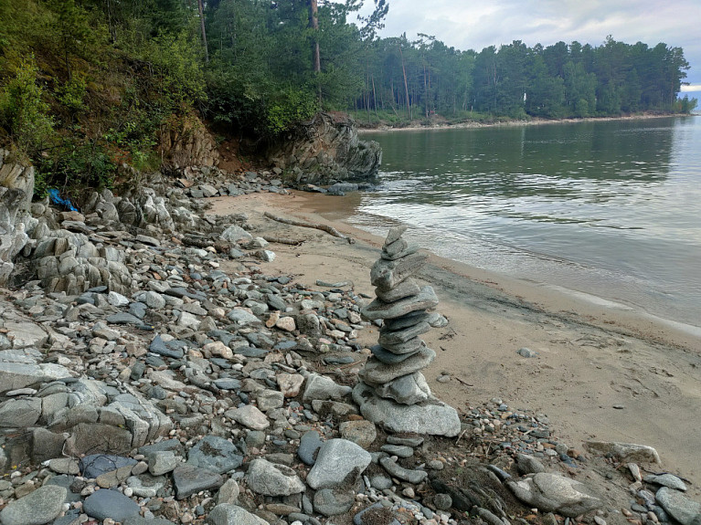 ����� �� ������ ������� � �������. Baikal. Buryatia. Stones