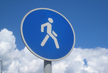 Знак "Пешеходная дорожка"