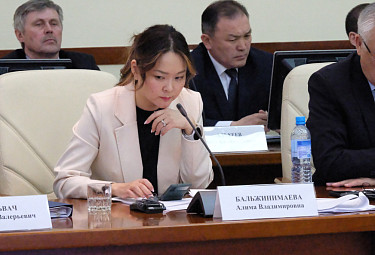Алима Бальжинимаева на заседании в Улан-Удэ (04.04.2023)