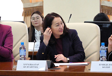 Российско-монгольская встреча в Улан-Удэ. Монголка Хурэлбаатар Булгантуяа (глава Национального комитета по возрождению пограничных пунктов Монголии). 4 апреля 2023 года