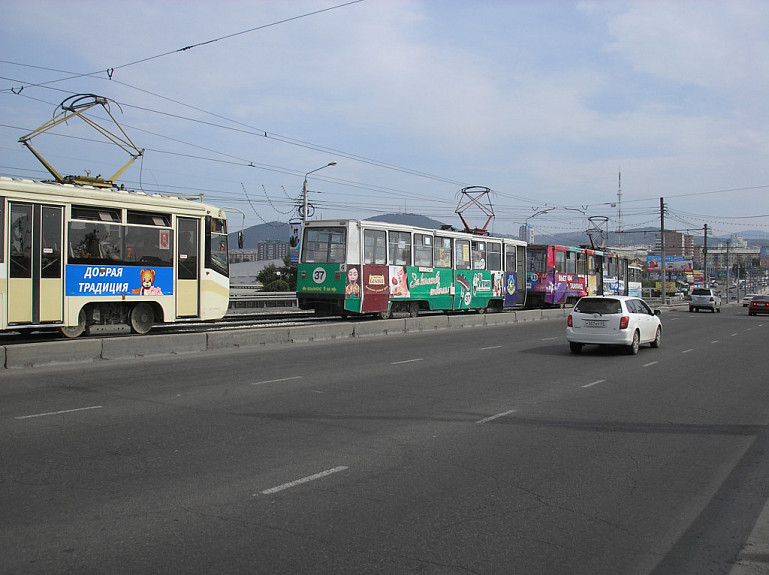 Улан-Удэ. Затор из нескольких трамваев МУП "Управление трамвая"