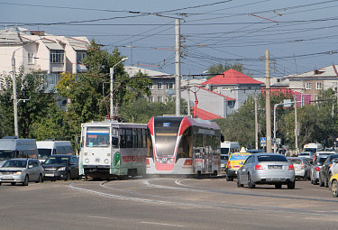 Улан-Удэ. Личный и общественный транспорт на улицах города (2020 год)