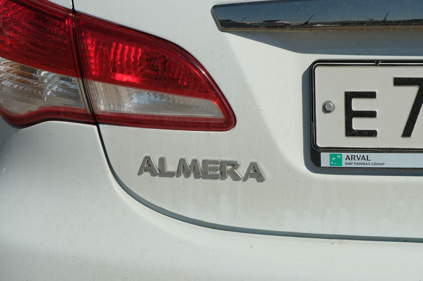   Nissan Almera ( )