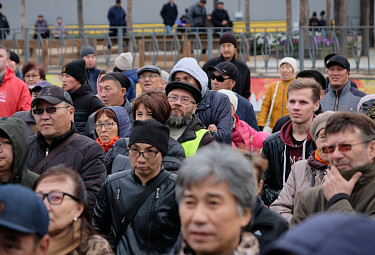Люди на митинге протеста - за освобождение ранее задержанных соратников. Улан-Удэ (29 сентября 2019 года)