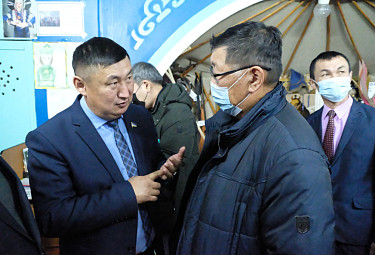 �������� ������ (�����) � ������� ���������� (������, � ����� � �����) � ���������� ������ �������