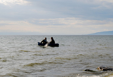 Рыбаки в Байкале