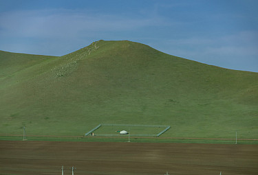 ��������. �������� ���� � �����. A yurt in the Mongolian steppe