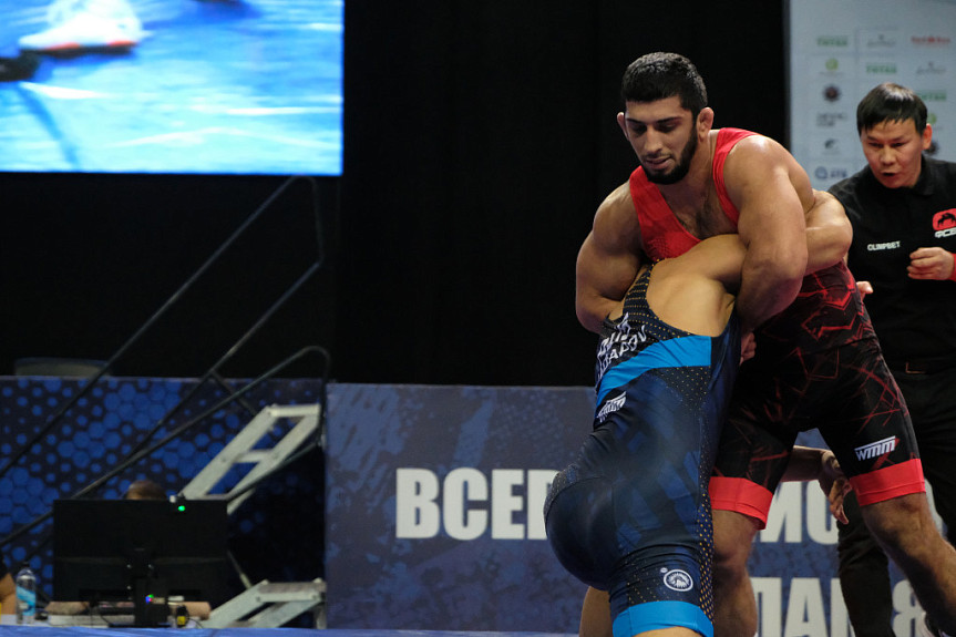 ������ ������� (� �����, ����� �����) � ������� ��������� (� �������, ����� ������) �� ������������ ������ ����� ���������. ����-���, 2025 ���