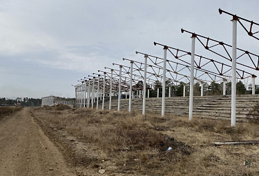 Руины республиканского ипподрома в городе Улан-Удэ (Бурятия, 2020 год)
