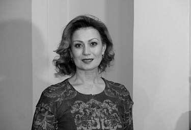 Улан-Удэ. Наталья Светозарова в черно-белом спектре