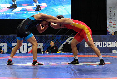 ������ ������� (������, ��������� �������) � ���� ���������� (�����, �������). ������ ������ ����� ��������� (����-���, 2025 ���)