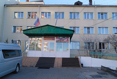 Улан-Удэ. Улан-удэнский комплексный центр социального обслуживания "Доверие" на улице Мокрова (октябрь 2023 года)