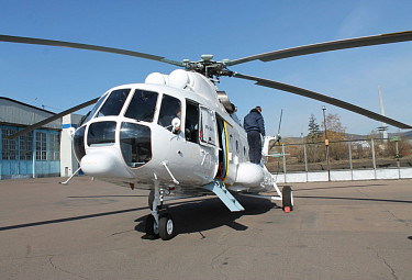 Россия. Вертолет "Ми-8АМТ"
