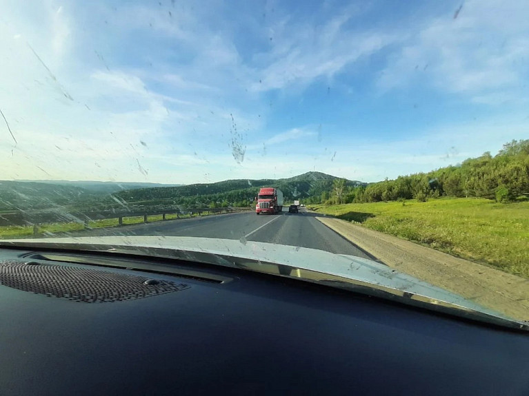 ������. �������� ��������. ������ �� ������. Cars on the road