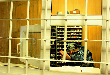 ����-1 � ����-���