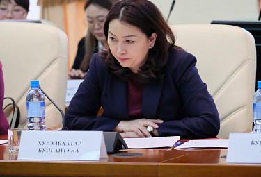 Бурятия. Улан-Удэ. Монголка Хурэлбаатар Булгантуяа - глава Национального комитета по возрождению пограничных пунктов Монголии (4 апреля 2023 года)