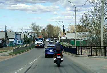 Улан-Удэ. Мотоциклист-нарушитель с заклеенным номером мотоцикла 