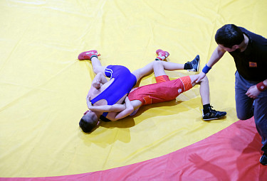 Детский спорт в Бурятии. Турнир по борьбе среди юношей