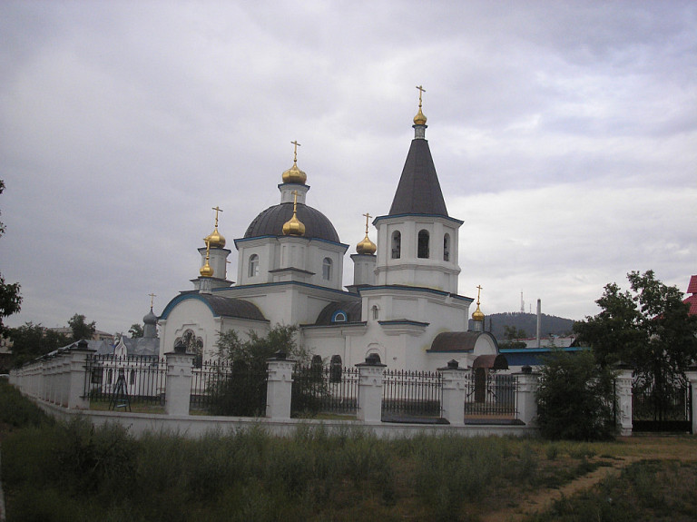 �������