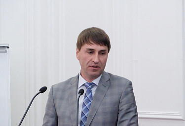 Алексей Оловянников на совещании. Бурятия. 2022 год