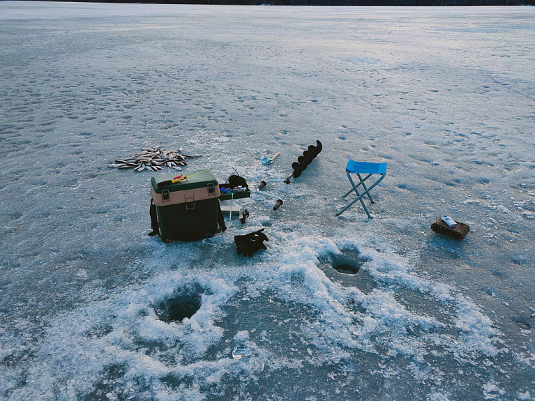 ������ ��������� ������� - ����� �� ����, ����, ��������. Ice fishing